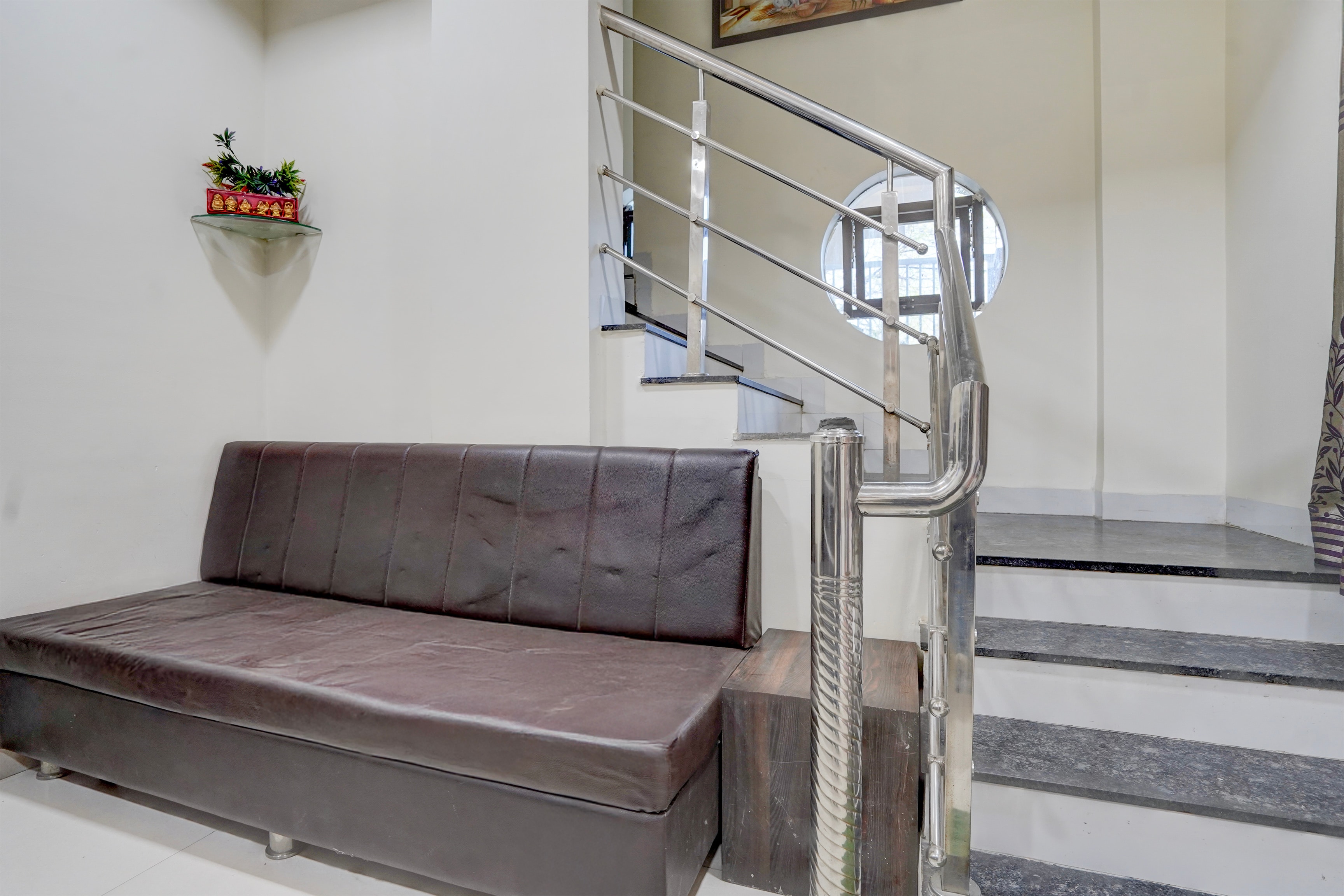 Super Collection O Meghdoot Garden Formerly Hotel Shree Krishna Avenue in Indore