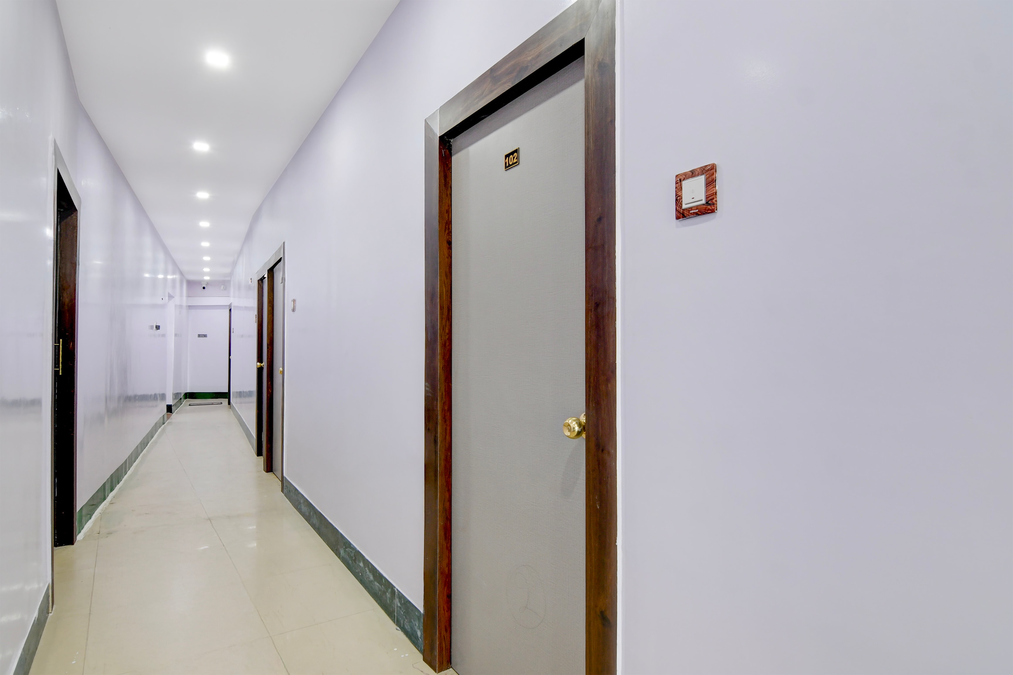 Hotel O Barashat Barbaria Bus Stand Formerly Lotus Guest House in Kolkata