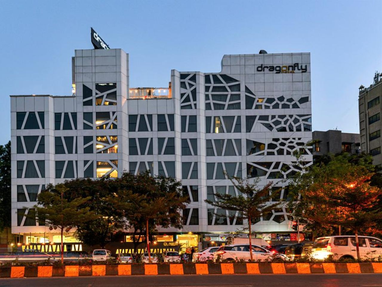 Dragonfly  - The Art Hotel in Mumbai