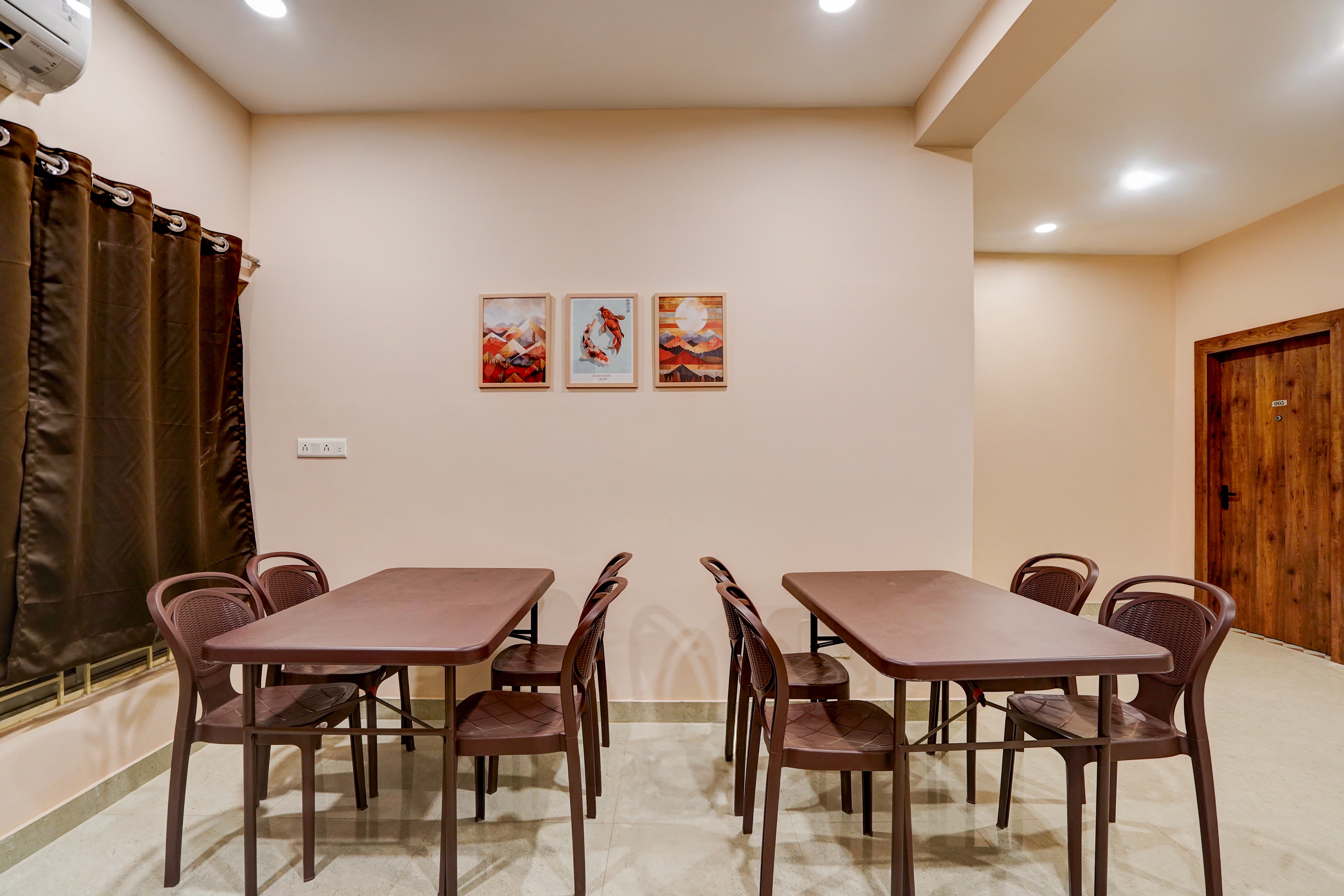 Super Collection O Ravi Talkies Bhubaneswar in Bhubaneswar