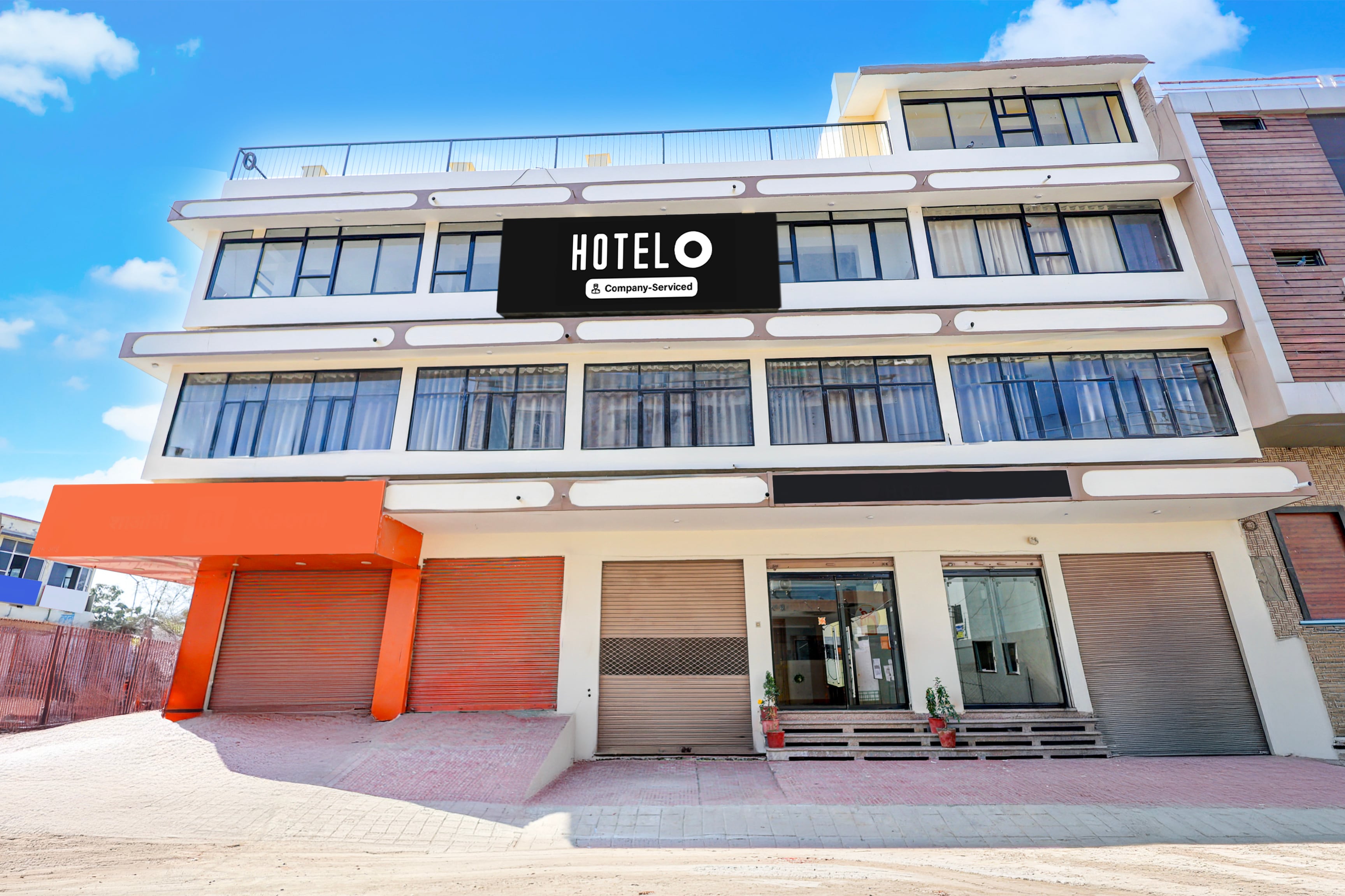 Super Hotel O Karni Mata Mandir Udaipur Formelry Pax Inn in Udaipur