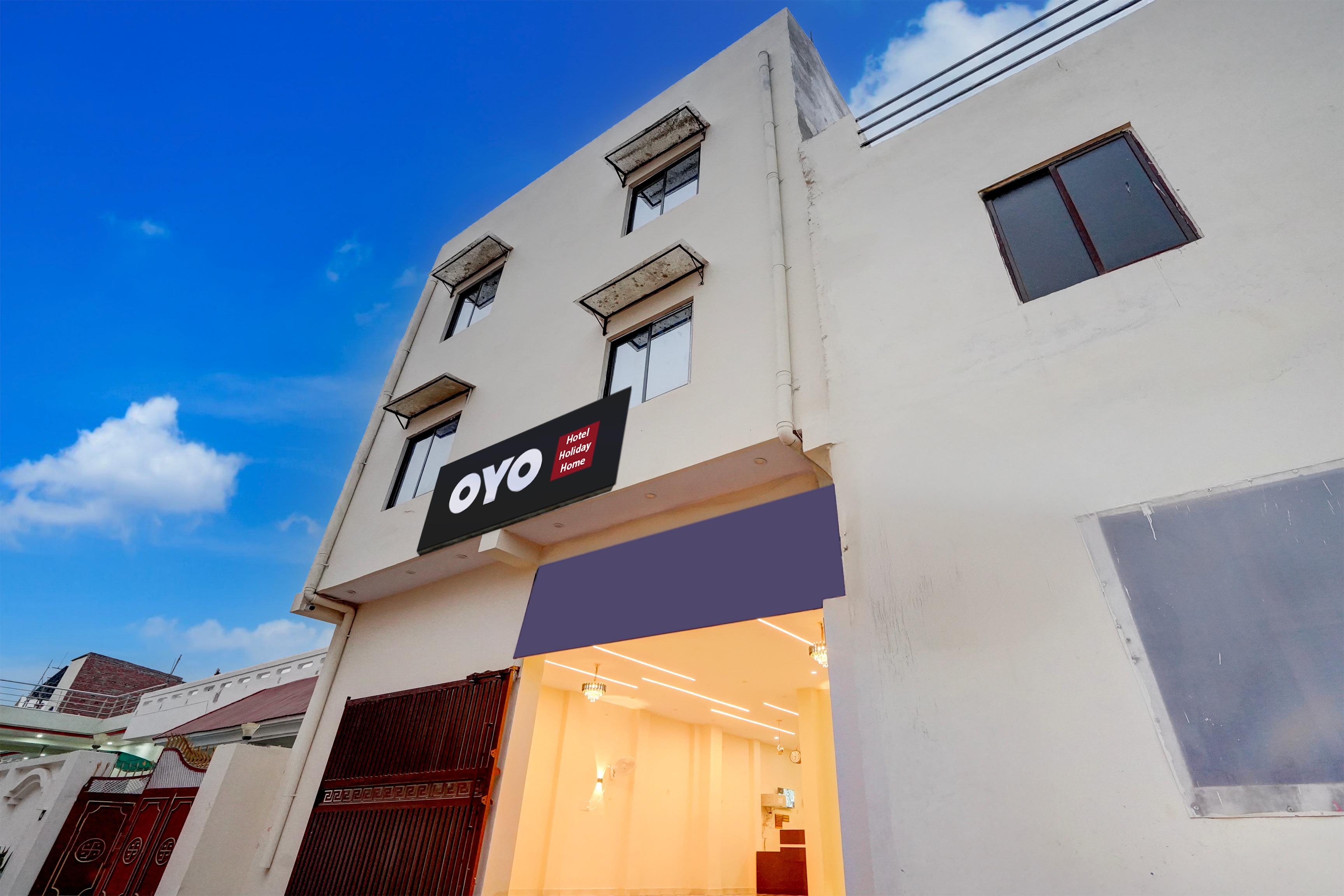 Hotel O Varanasi - Prayagraj Crossway Formerly Holiday Home in Varanasi