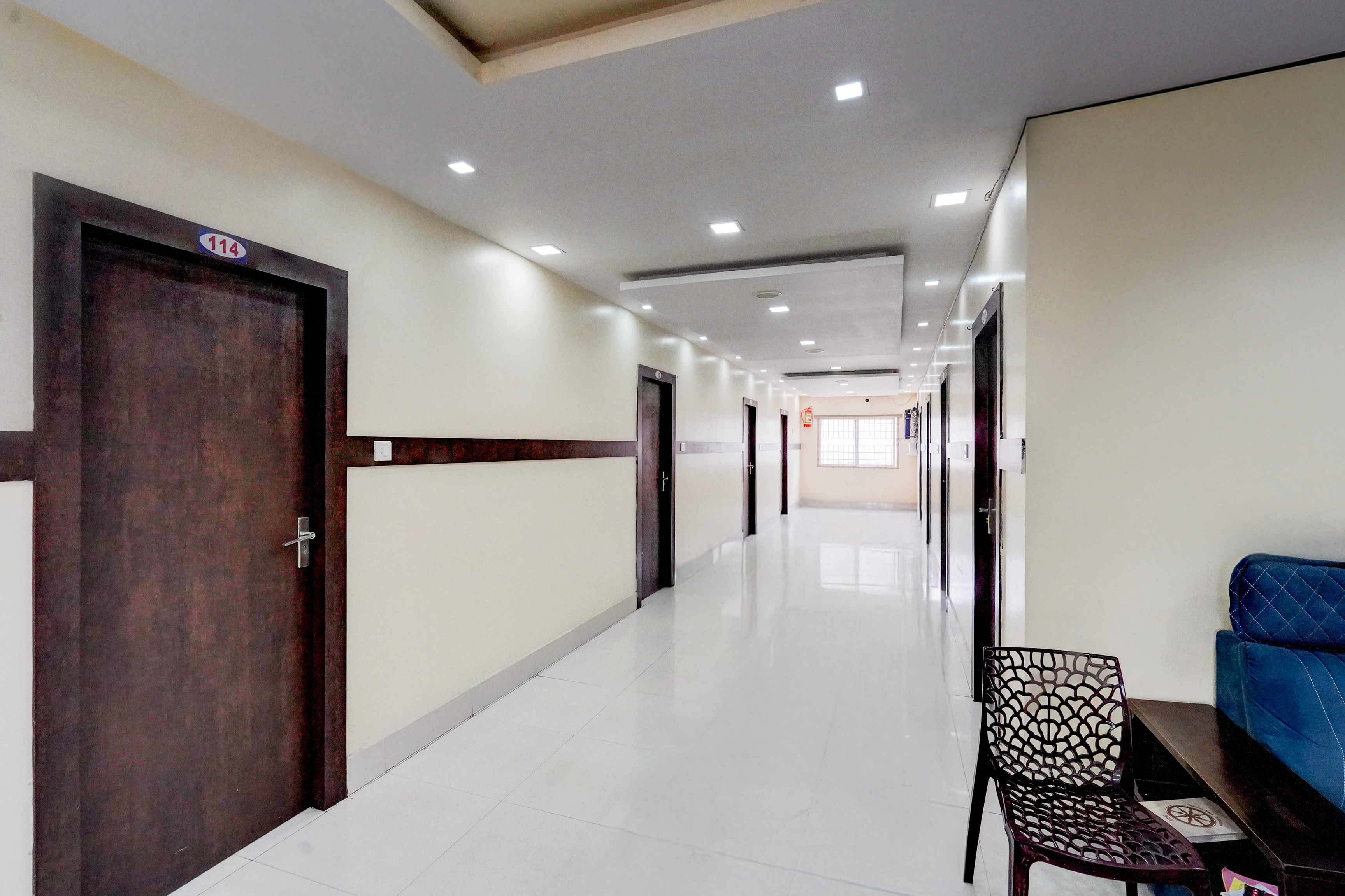 Townhouse Kanithi Road Formerly  RR Function Hall Luxury Rooms in Visakhapatnam