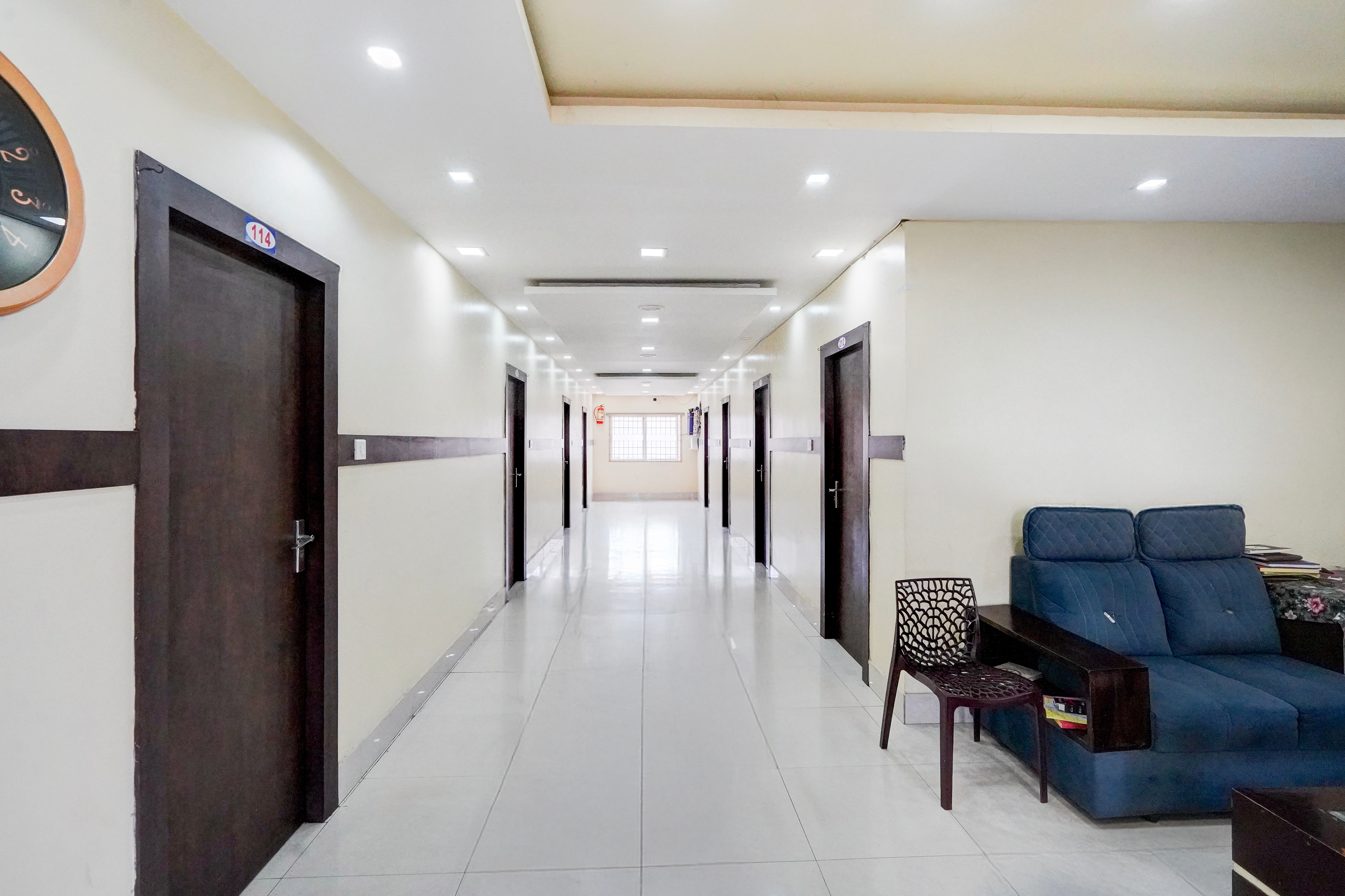 Townhouse Kanithi Road Formerly  RR Function Hall Luxury Rooms in Visakhapatnam