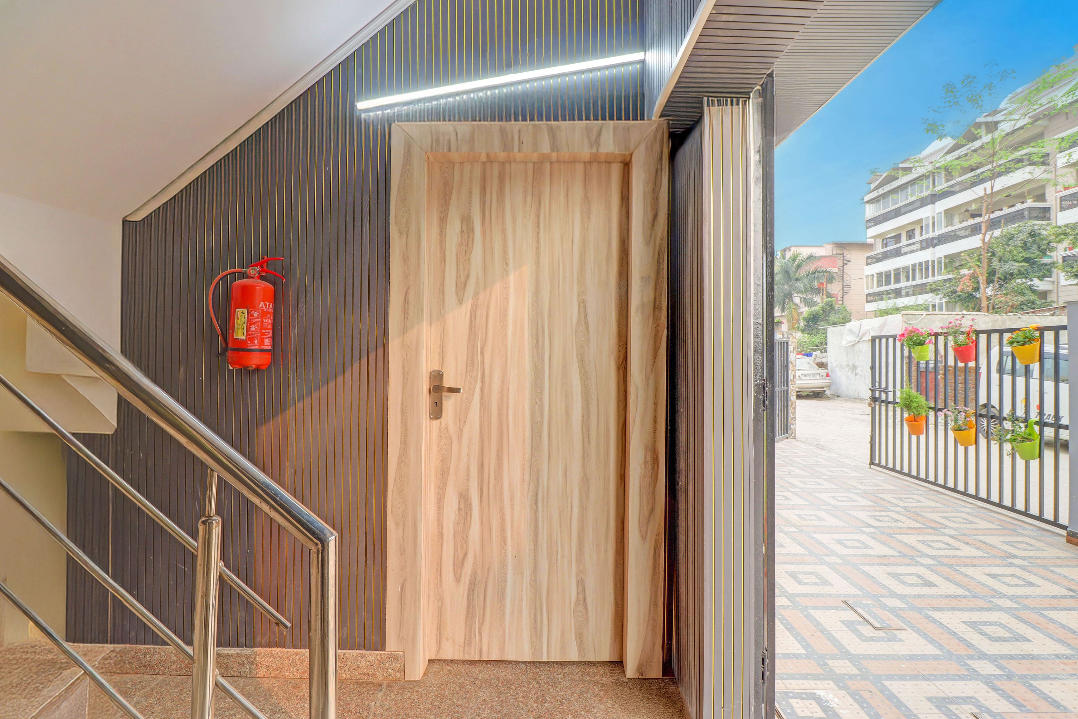 Super Hotel O Sahastradara Road Dehradun Formerly Kriswa Home in Dehradun