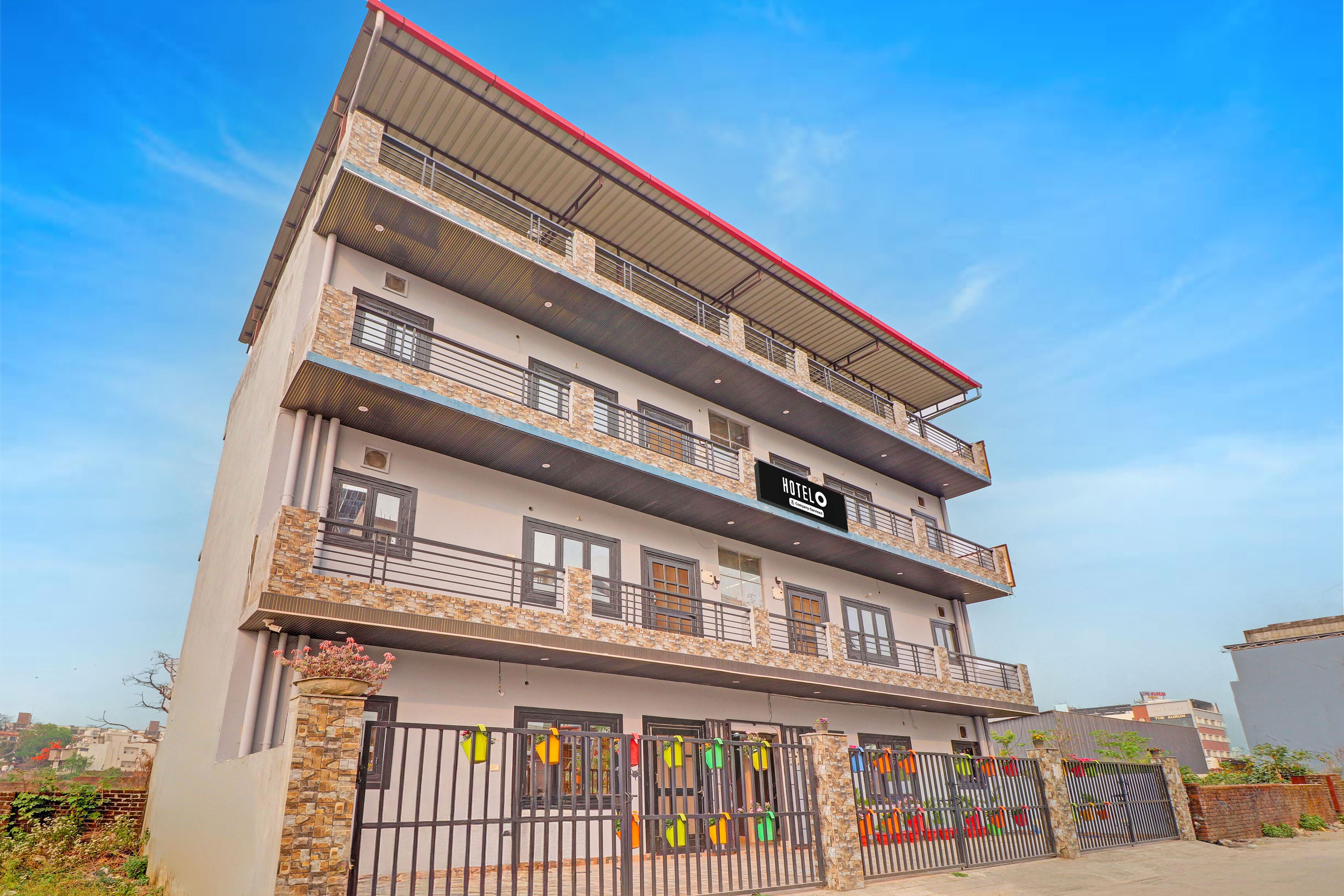 Super Hotel O Sahastradara Road Dehradun Formerly Kriswa Home in Dehradun