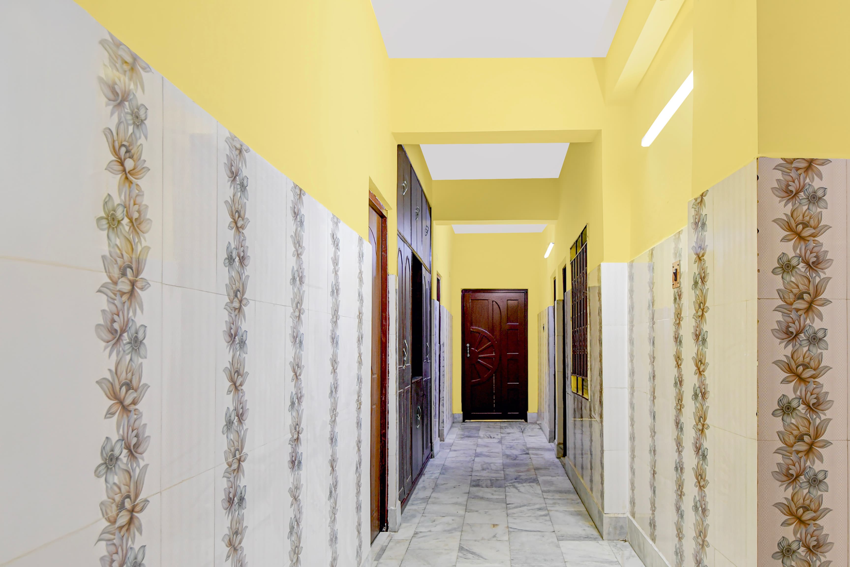 Super Hotel O Chittaranjan Bus Stand Formerly Khalsa Lodge in Asansol