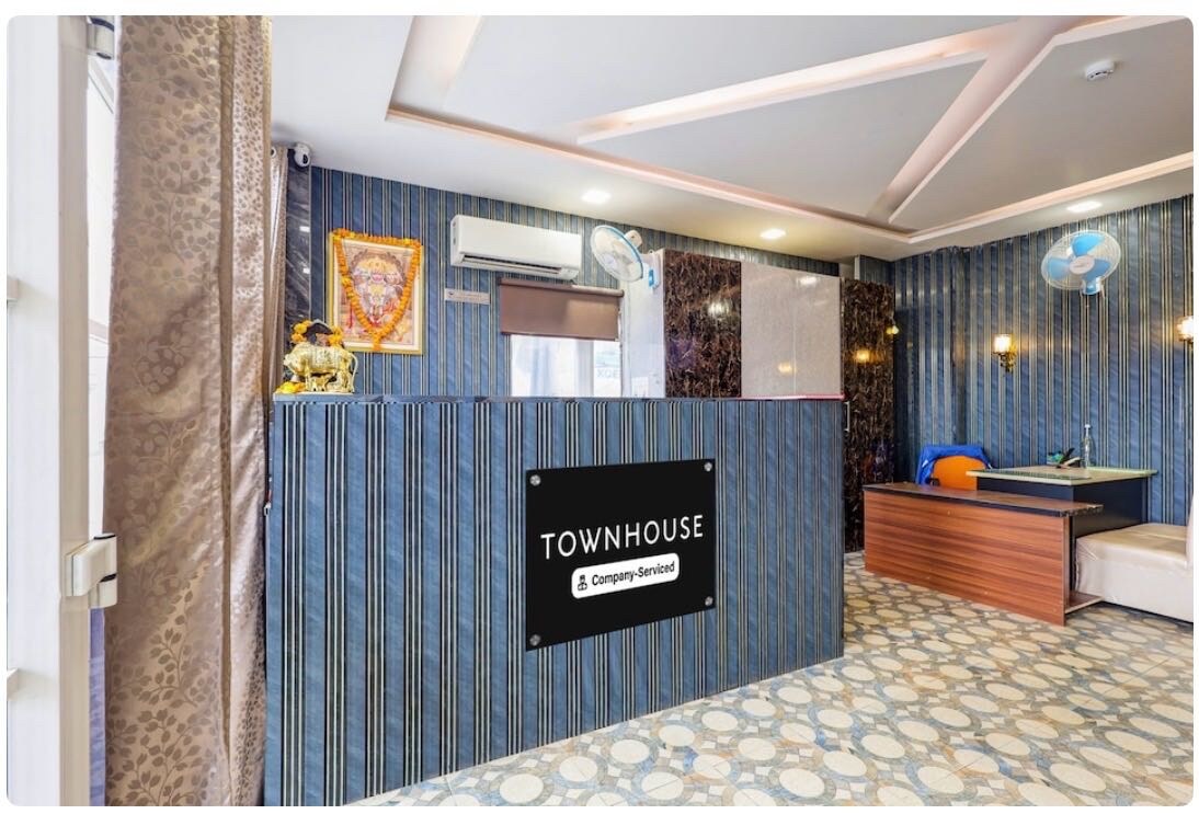 Super Townhouse SSM Hospital Formerly The Arcas Hotel in Lucknow