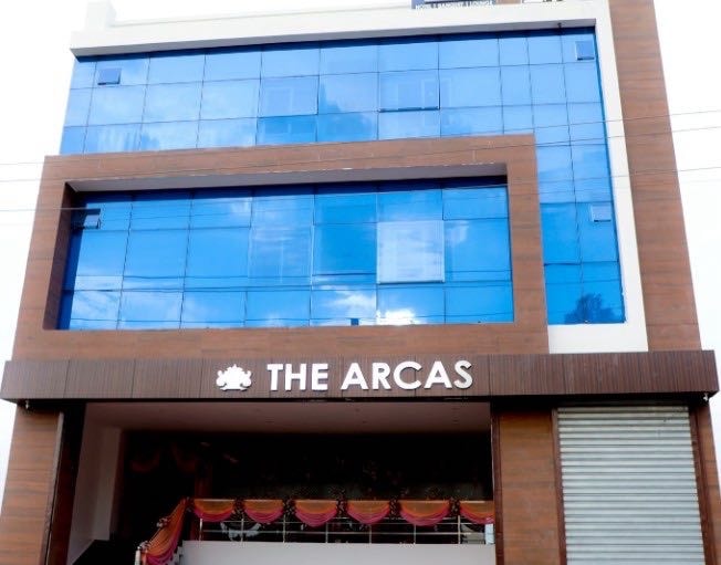 Super Townhouse SSM Hospital Formerly The Arcas Hotel in Lucknow