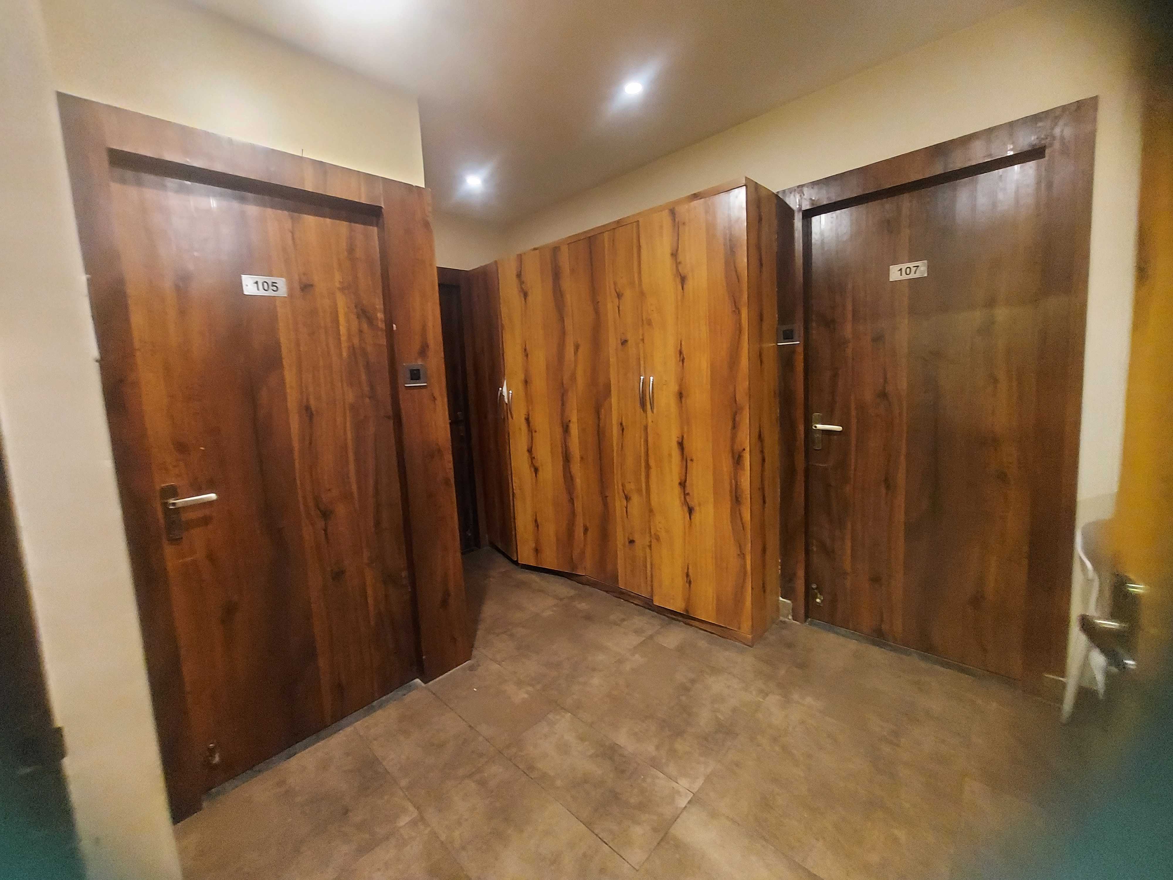 Super Townhouse Kolkata Railway Station Formerly Anushka Guest House in Kolkata