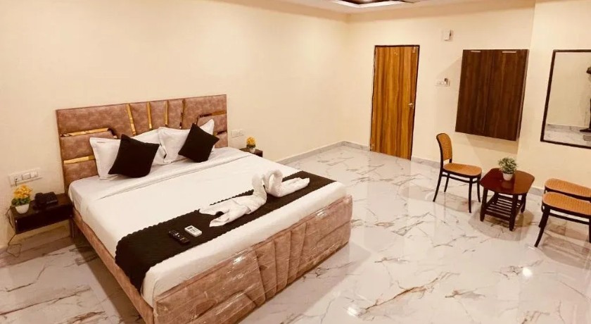 Hotel Sky Palace in Hyderabad