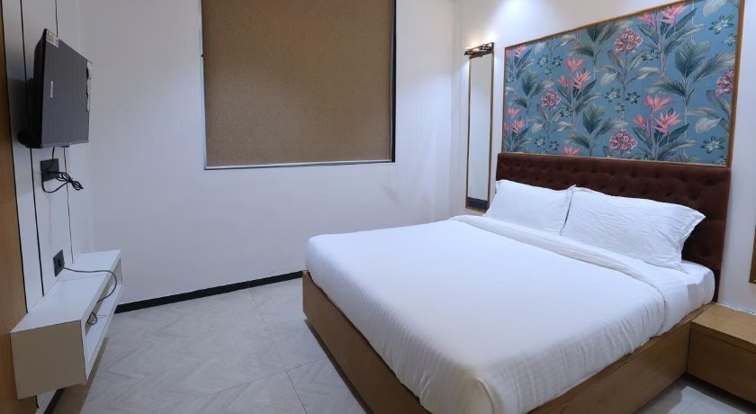 Maria Plaza in Thane