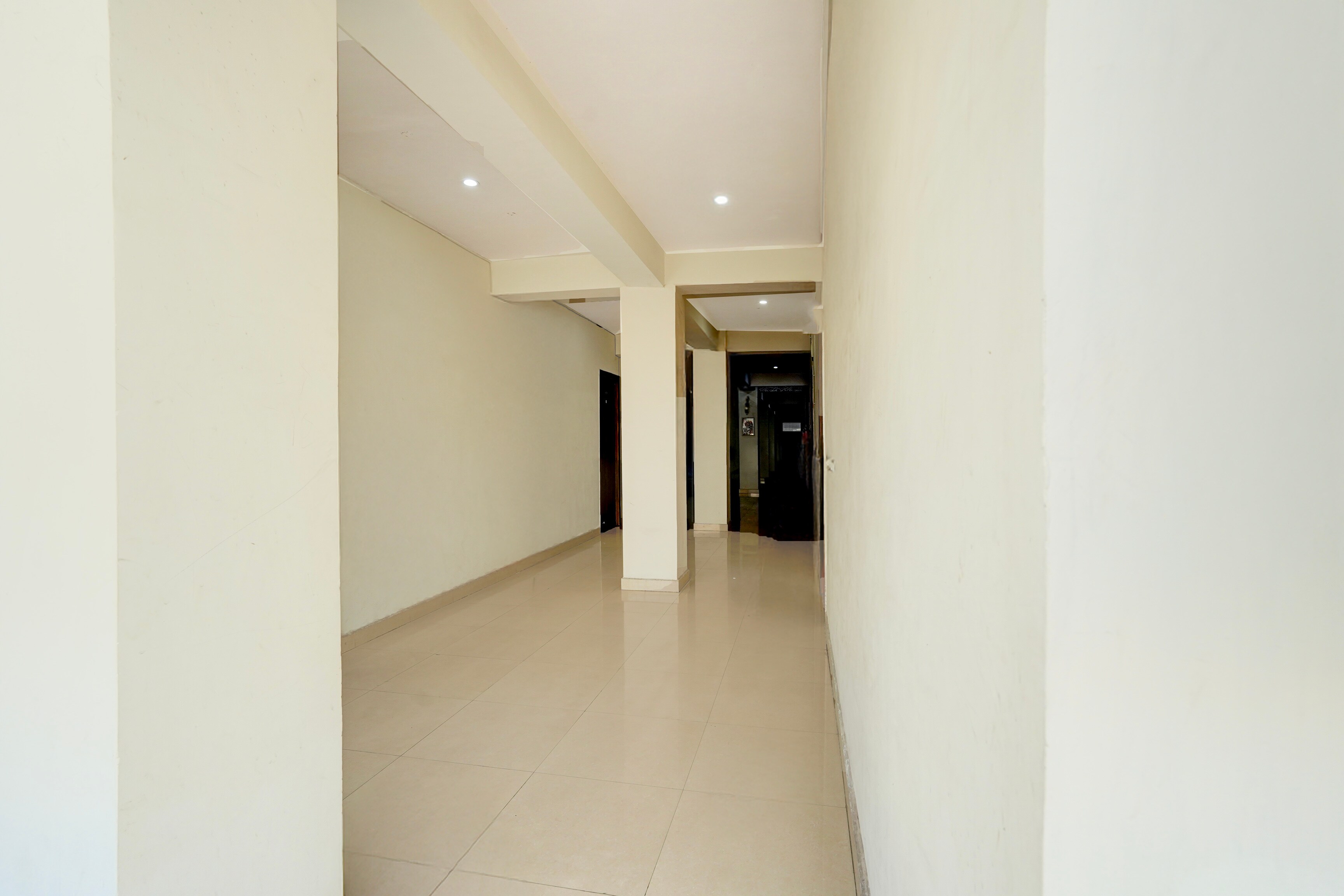 Collection O Noida Sector 52 Metro Station Formerly Hotel Metro View  in Noida