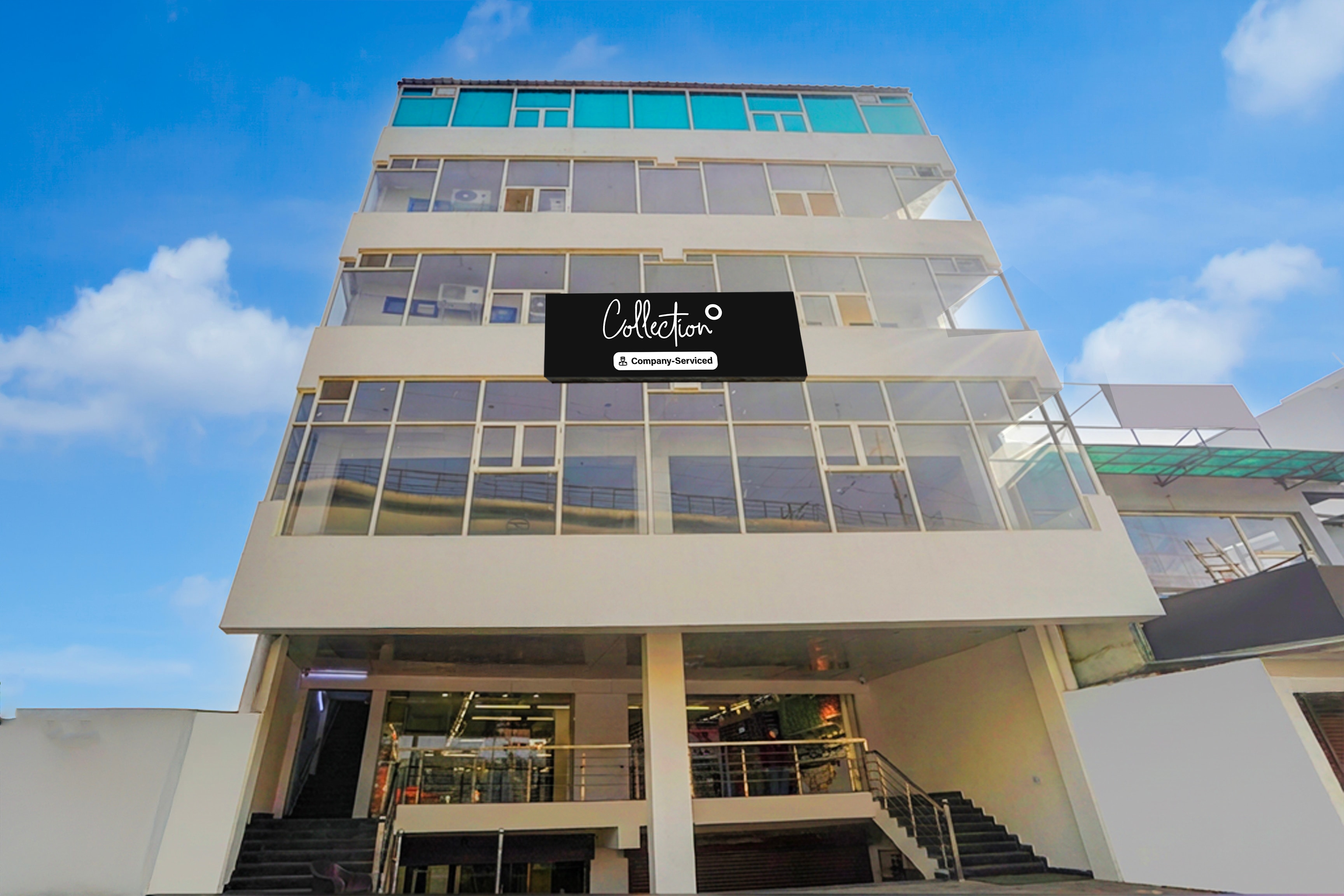 Collection O Noida Sector 52 Metro Station Formerly Hotel Metro View  in Noida