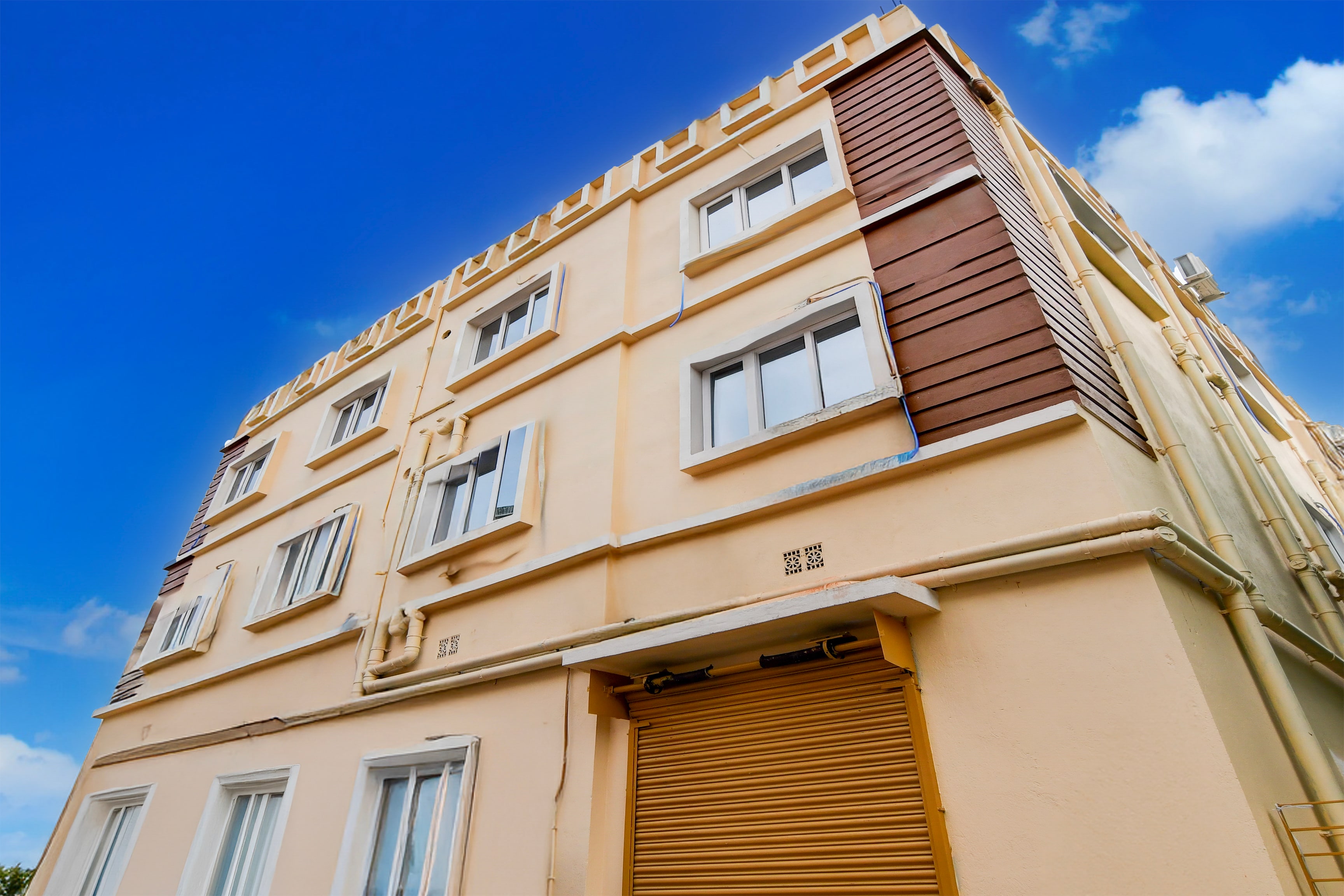 Collection O Kolkata International Airport  in Kolkata