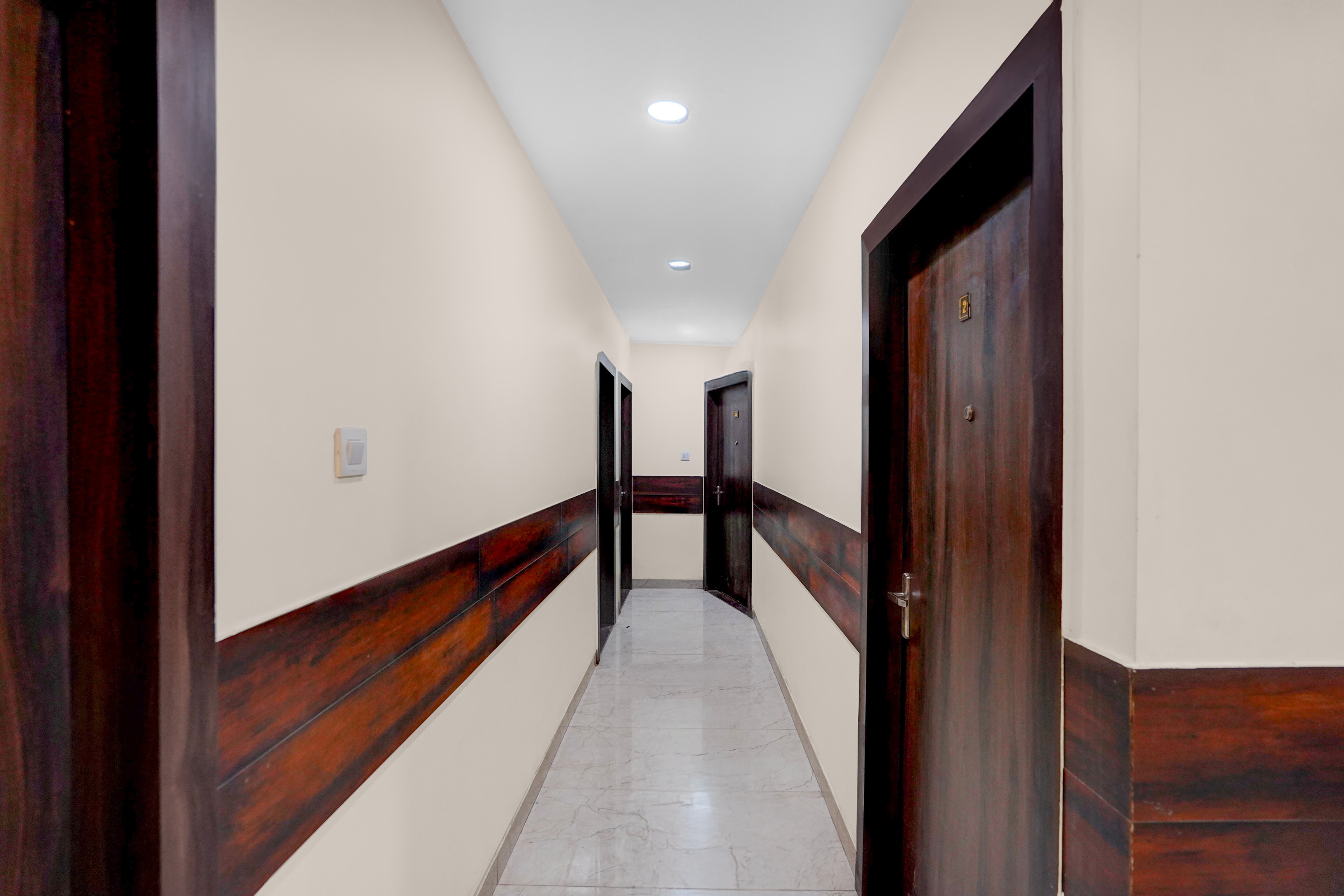 Townhouse Z Square Mall Formerly The Mall Road Inn in Kanpur