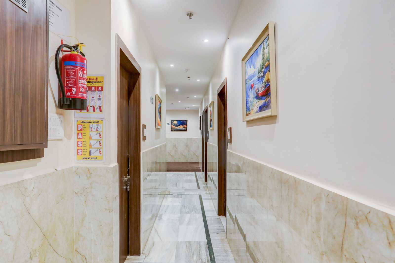 Townhouse Prayagraj Railway Station Road Formerly Ganga Niwas in Prayagraj