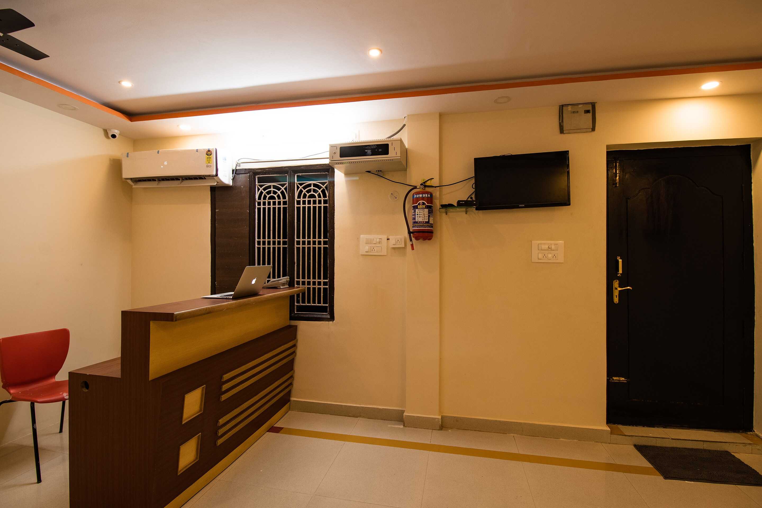 Hotel O Prakasam Park Tirupati Formerly Chhathrapathi Residency in Tirupati