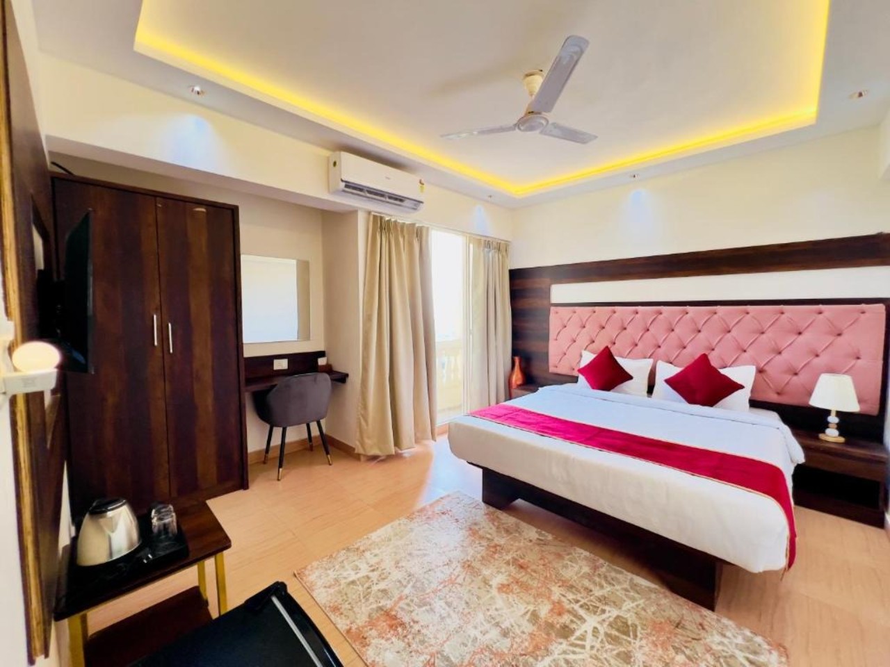 Outstay Executive Apartment in Navi Mumbai