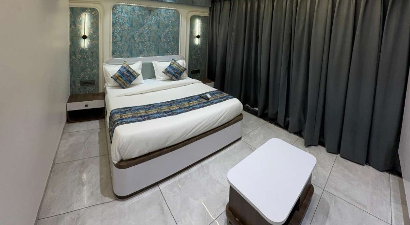 Hotel Vallabh Sky in Vadodara