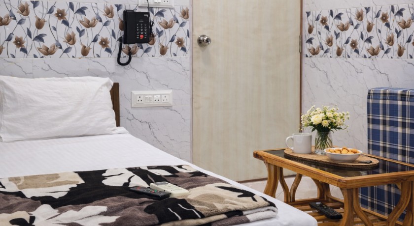 Relax Hotel in Mumbai