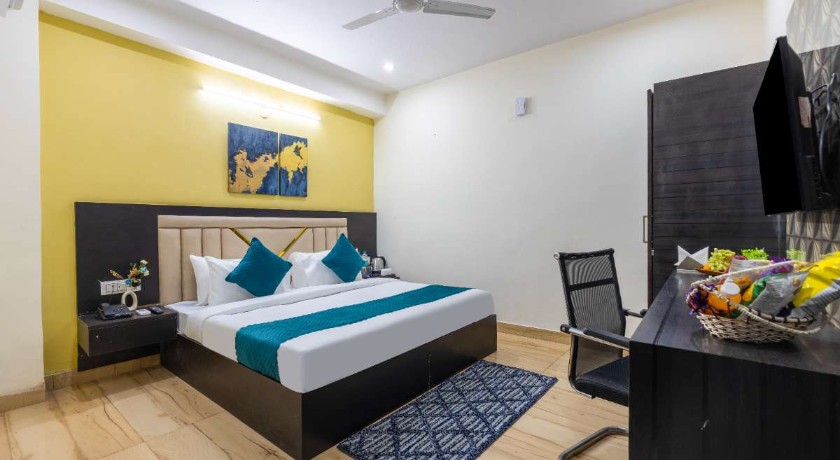 Hotel Mint Gold in Delhi