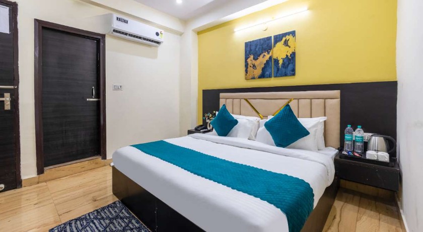 Hotel Mint Gold in Delhi