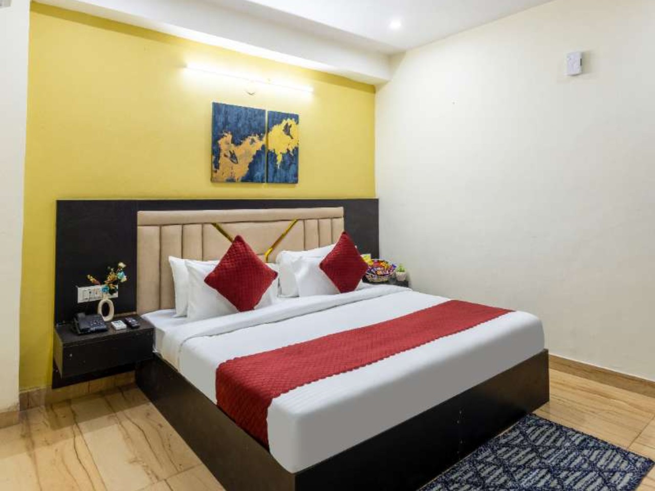 Hotel Mint Gold in Delhi