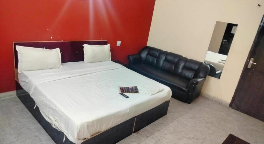 Hotel Royal Blue in Ghaziabad