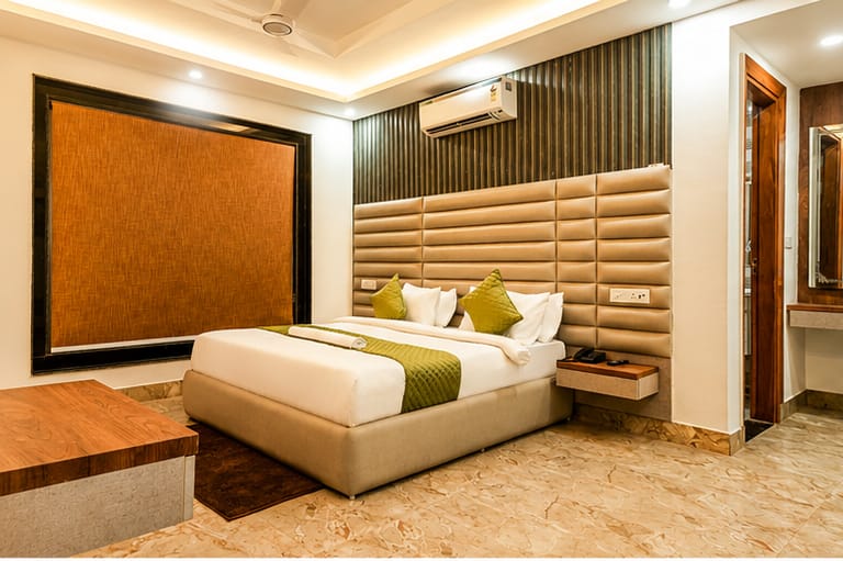 Mazestic Bay in Noida