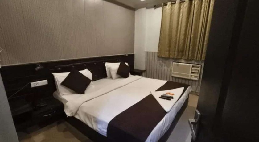 Hotel The Max in Lucknow