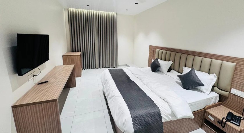 Isha Luxury Rooms in Hyderabad