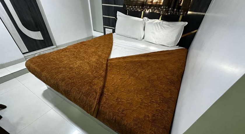 Hotel Fantacee in Navi Mumbai