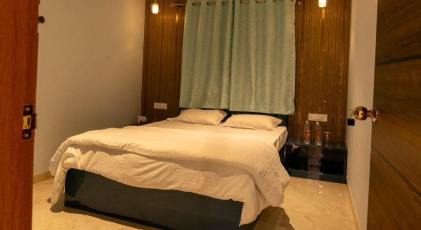 Raj Royal Hotel in Nagpur