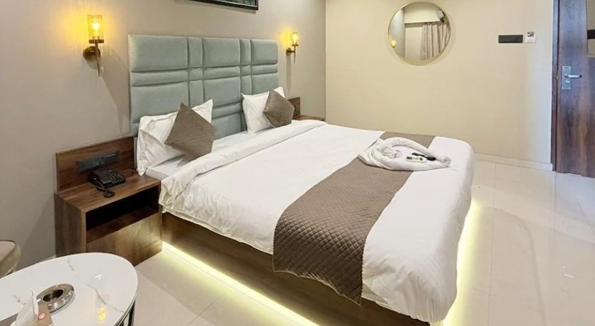 Hotel Avenue Inn in Navi Mumbai