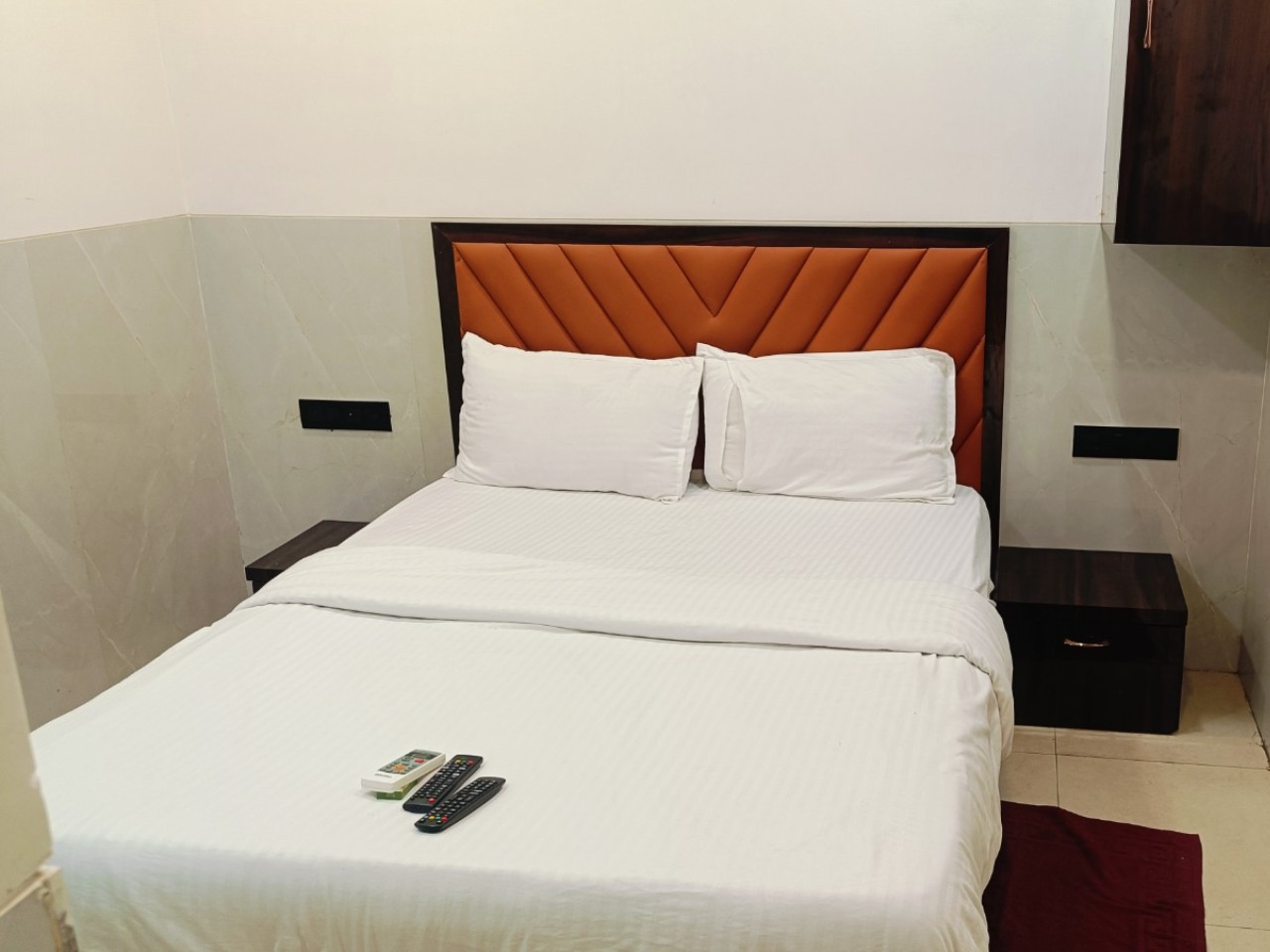 Hotel Royal Orbit in Mumbai