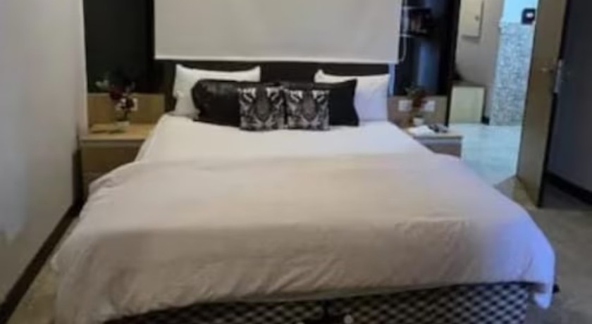Sapphire Room in Gurgaon