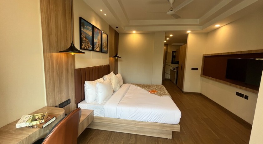 Saltstayz Premier-Millenium City Centre in Gurgaon