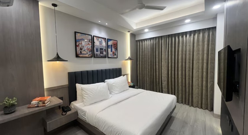 Saltstayz Premier-Millenium City Centre in Gurgaon