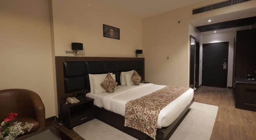 Chinmay Hotels and Resorts in Lucknow