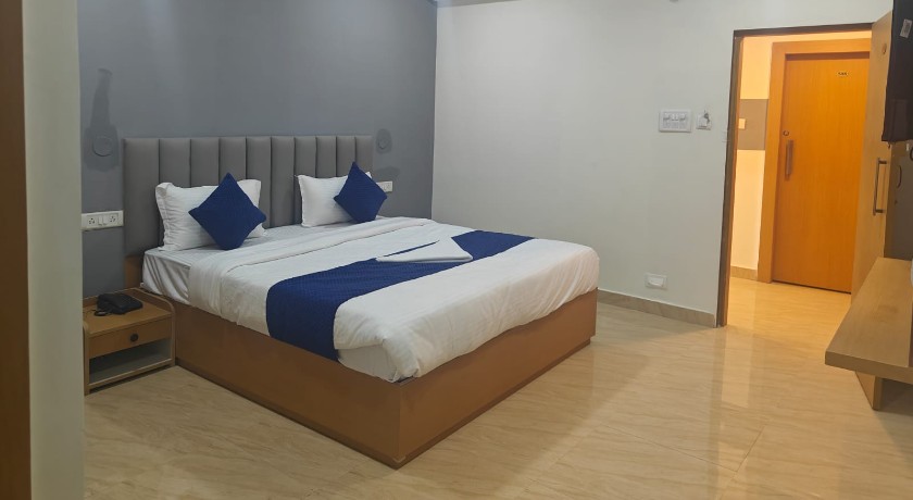Hotel V Checkinn in Hyderabad