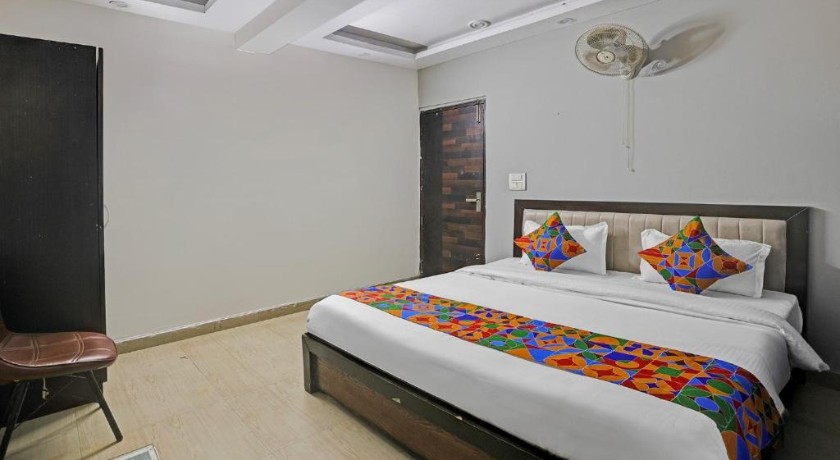 Hotel Stay Inn in Noida