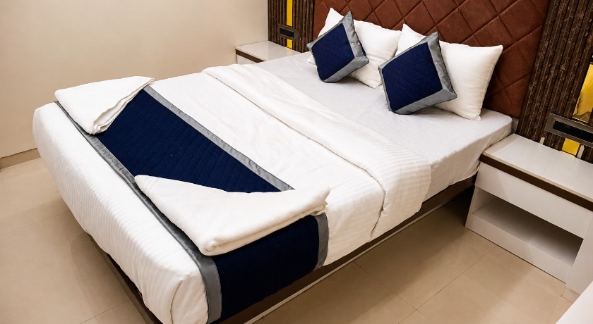 Hotel Regal Suites in Mumbai