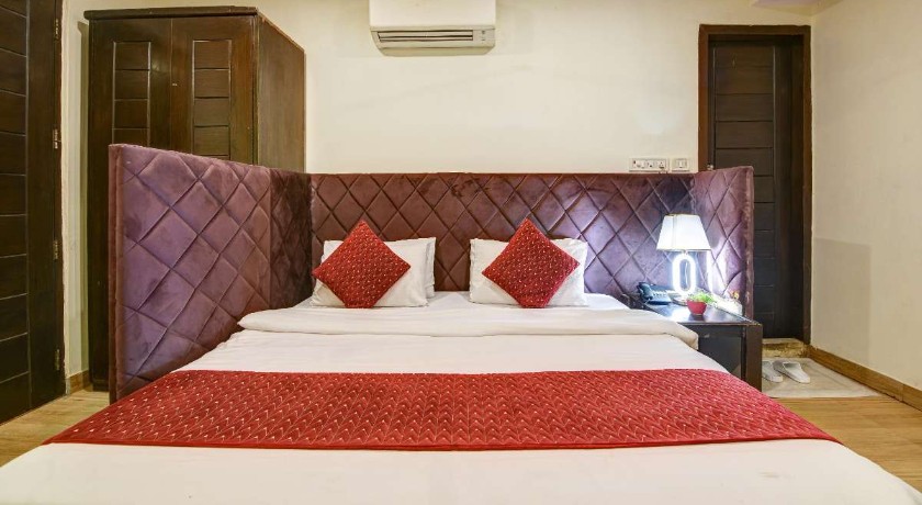 Hotel Urban in Delhi