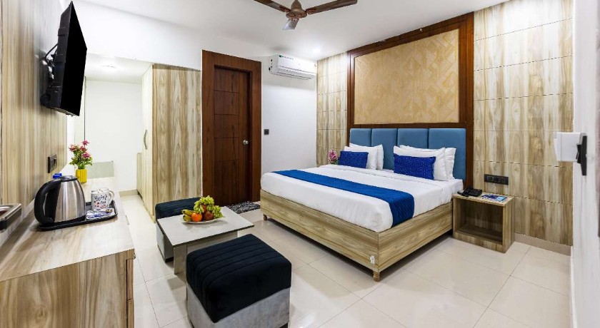Hotel Golden Valley in Faridabad