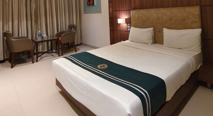 Hotel Mathoshree in Thane