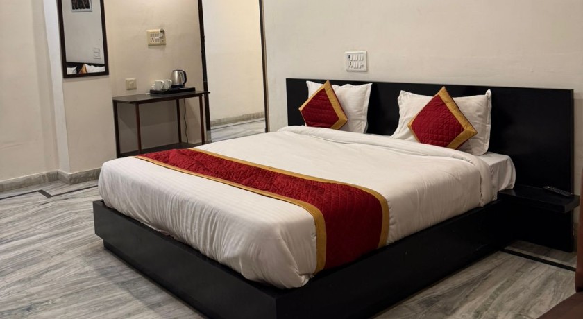 Hotel Amer Fort in Jaipur