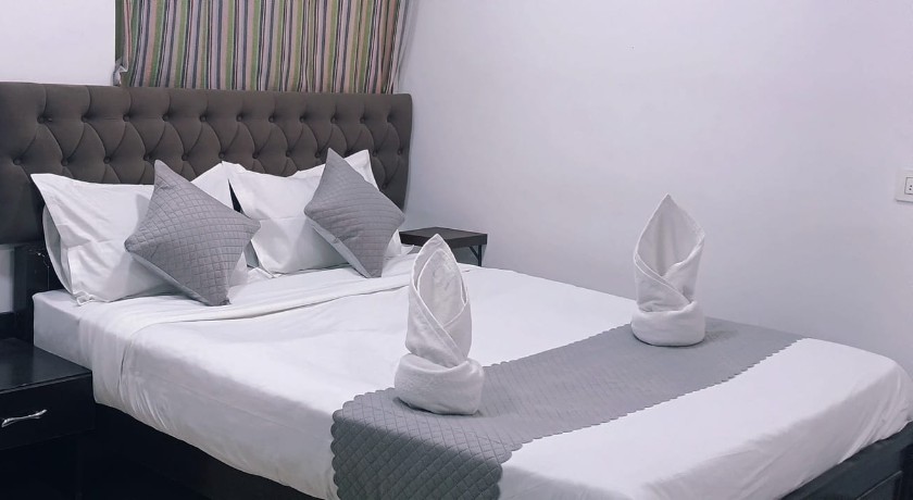 Hotel Casa Grand Inn in Hyderabad