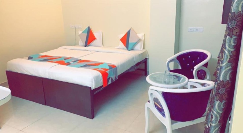Hotel Paradise Aundh in Pune