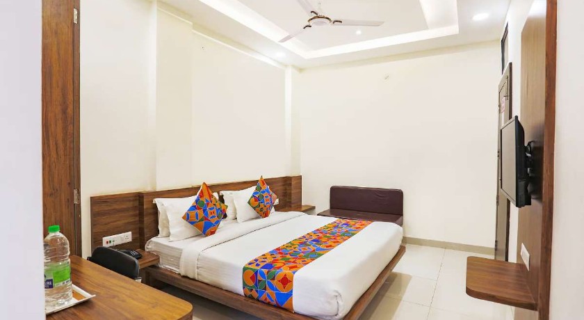 Hotel Balaji Paradise in Indore